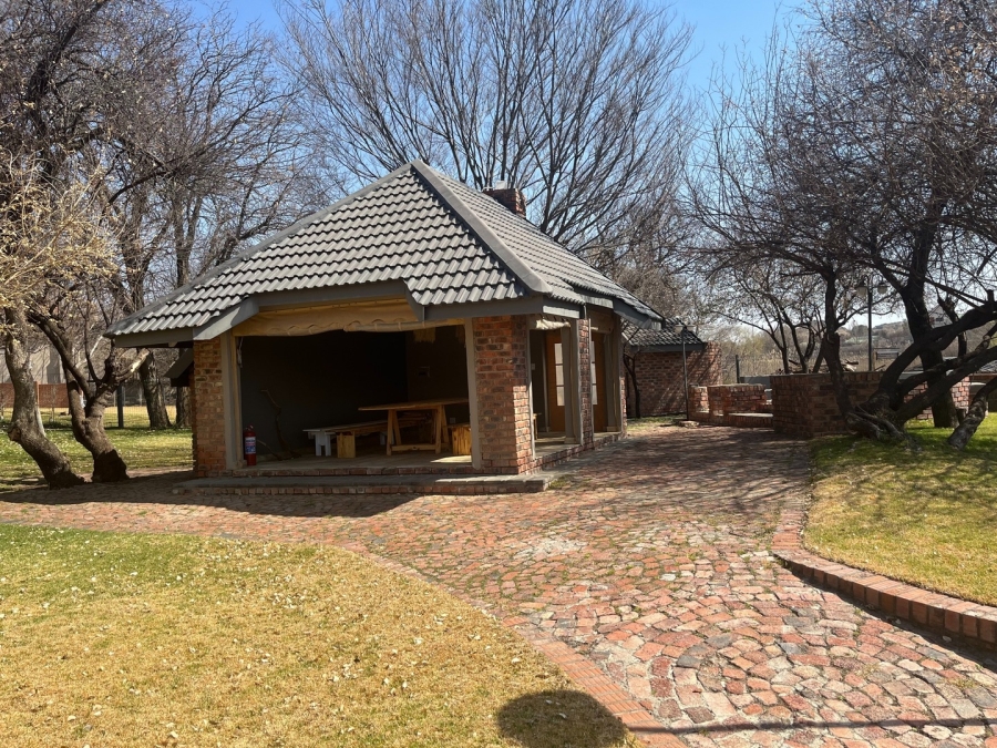 4 Bedroom Property for Sale in Maselspoort Free State
